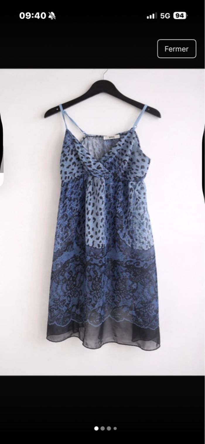 Robe fluide imprimée - MNG (Mango) taille 38 M / 38/10 • Très bon état • Mango