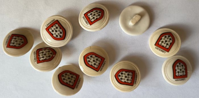 Lot de 10 boutons en porcelaine blason du "Limousin" - photo numéro 4
