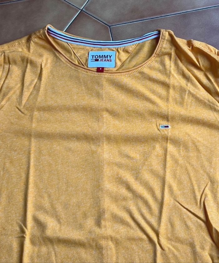 Teeshirt - photo numéro 2