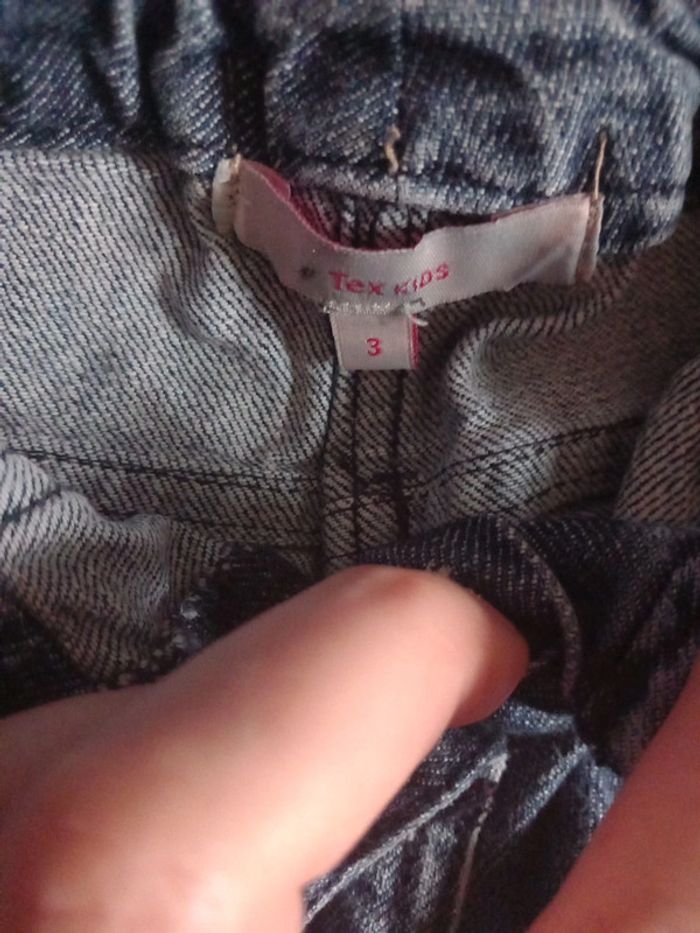 Jean taille 98cm tex 3ans - photo numéro 2