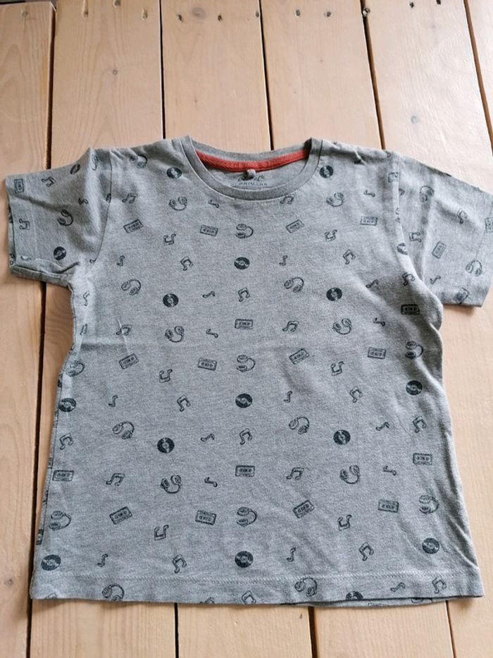 T-shirt Gris
