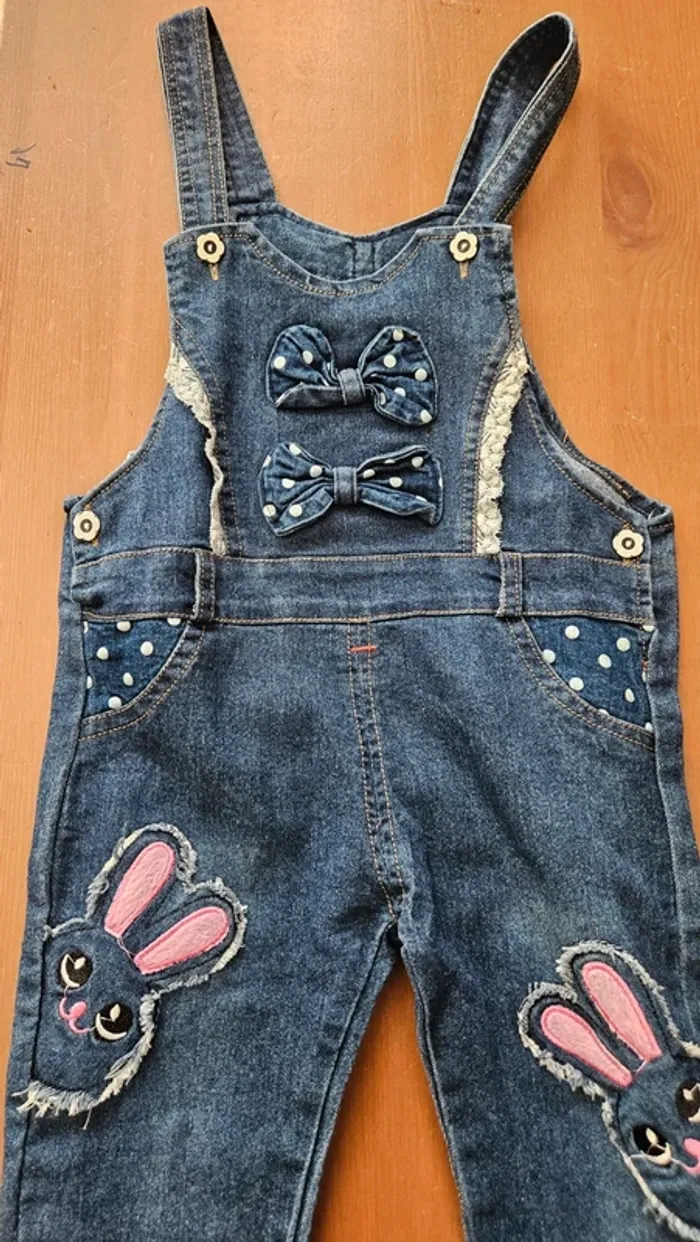 Salopette taille 3/4 ans - photo numéro 3