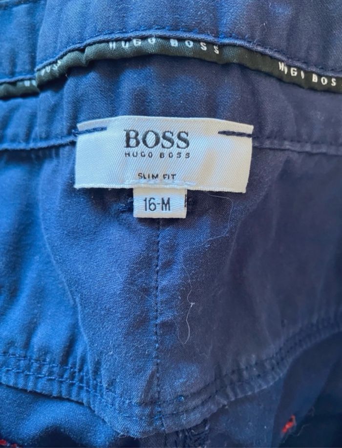 Pantalon Hugo Boss 16 ans - photo numéro 4