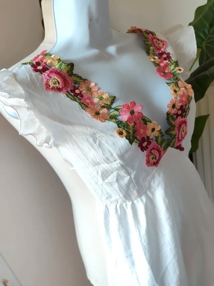 Jolie robe légère été - photo numéro 2