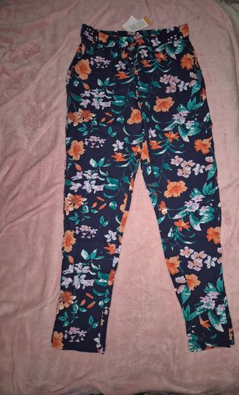 Pantalon fluide fleuri