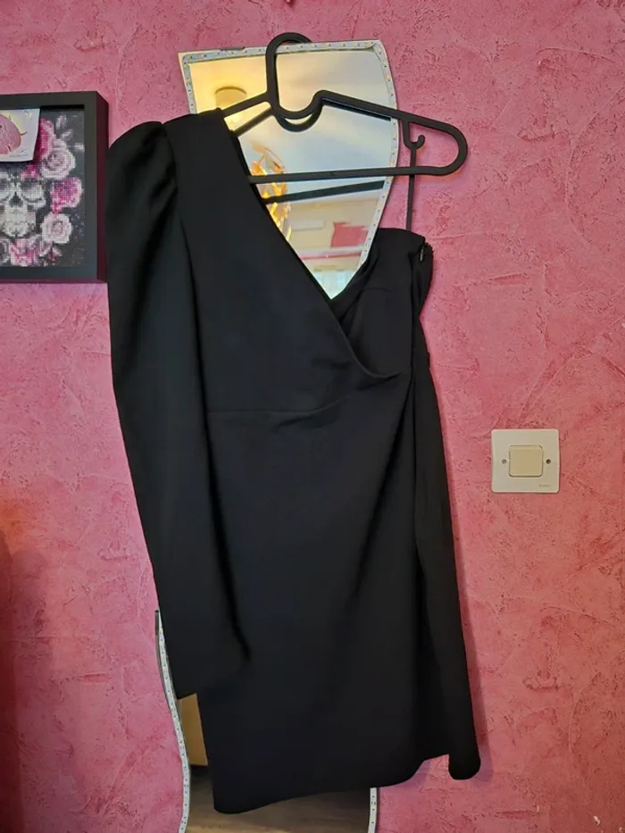 Robe noir