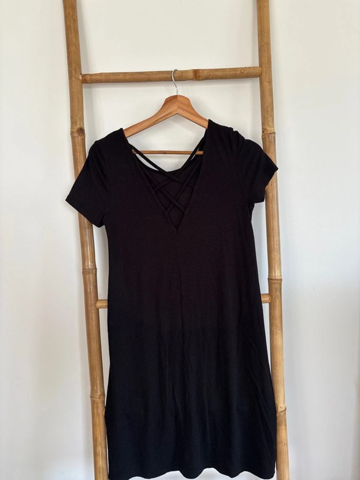 Robe noire dos croisé Only taille XS - photo numéro 3