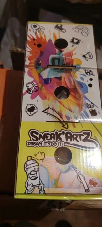 Coffret Sneak'Artz basket à customisé neuf 5 ans