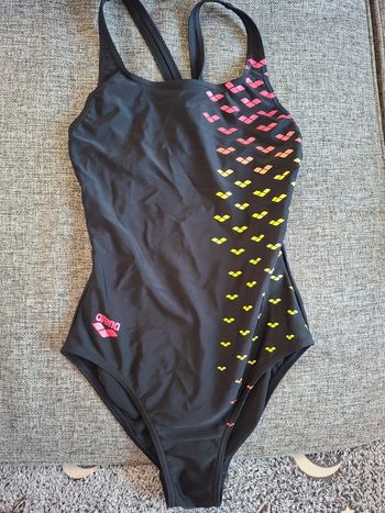 Maillot de bain 1 pièce de piscine Arena
