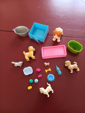 Lot  d animaux et accessoires pour  barbie l heure du bain