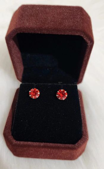 💎Boucles d’oreilles pierre Zirconium rouges 💎