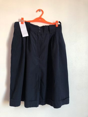 Short bleu marine taille 1