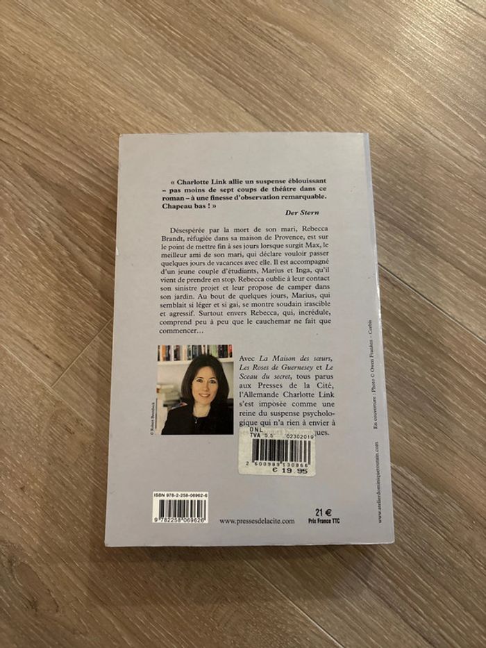 L’invité de la dernière heure roman - photo numéro 2