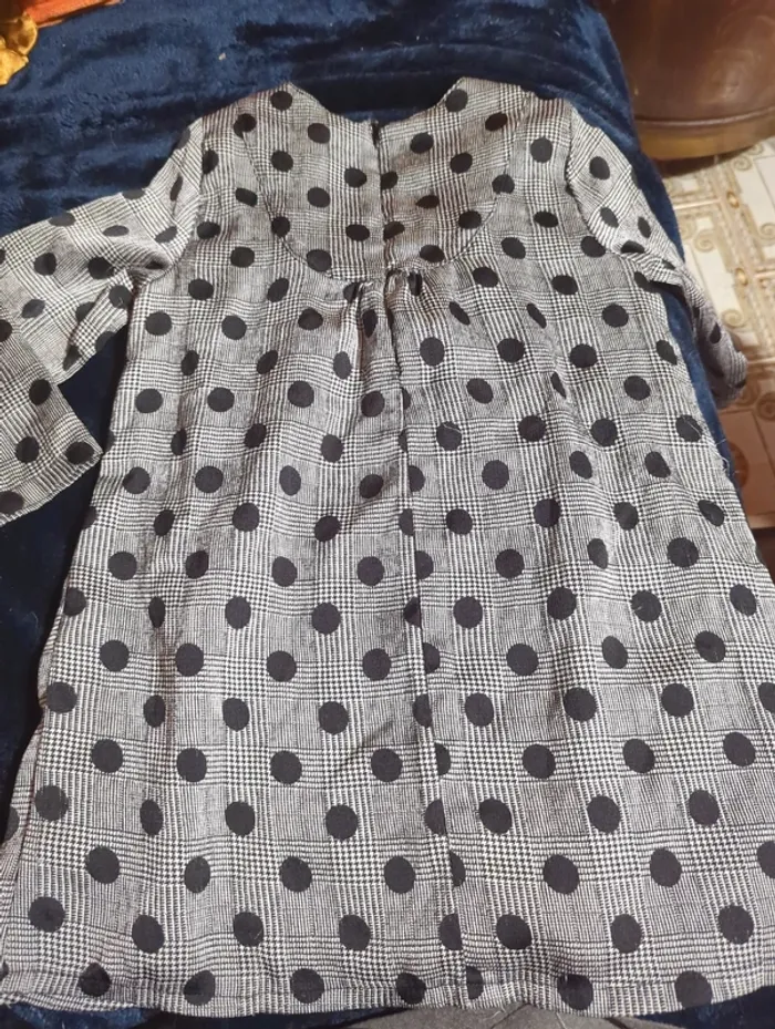 Robe manches longues à pois - photo numéro 6