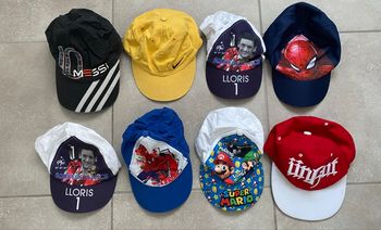 Lot de 8 casquettes enfant