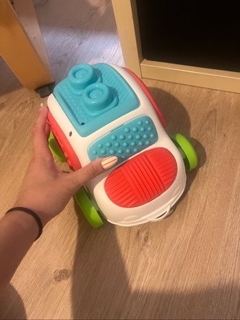 Jouet voiture cubes