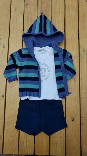 Ensemble tee-shirt + short + gilet - T. 6 mois