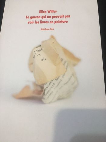 Le garçon qui ne pouvait pas voir les livres en peinture