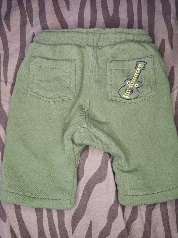 Pantalon du pareil au même - photo numéro 2