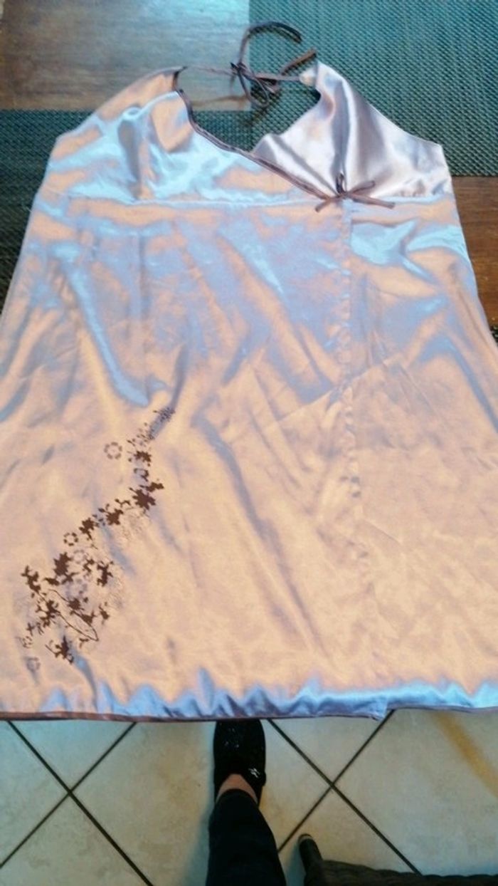 Nuisette taille 40-42