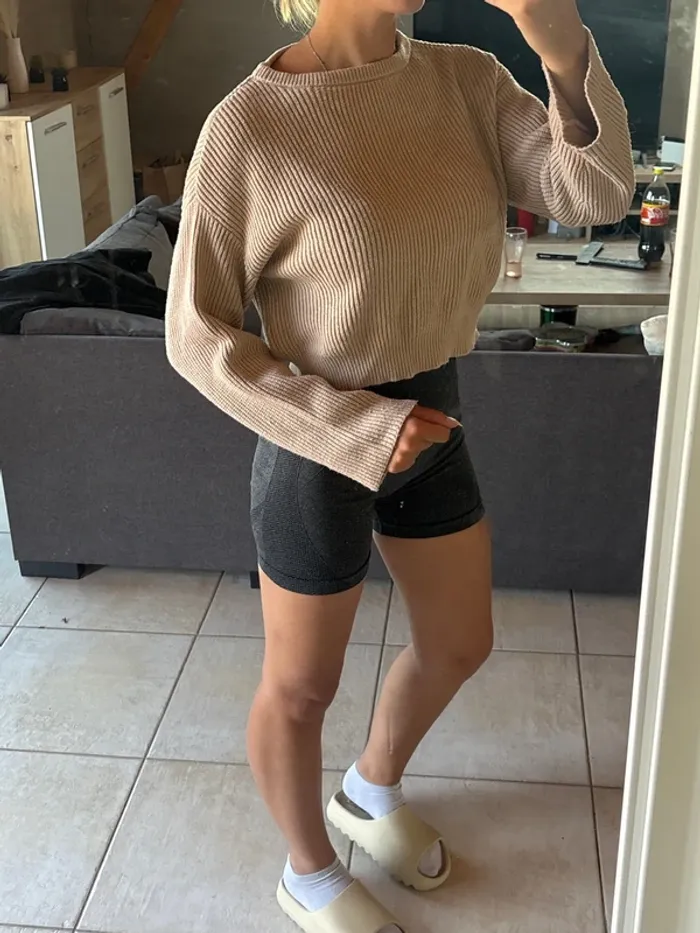 Pull femme - photo numéro 2