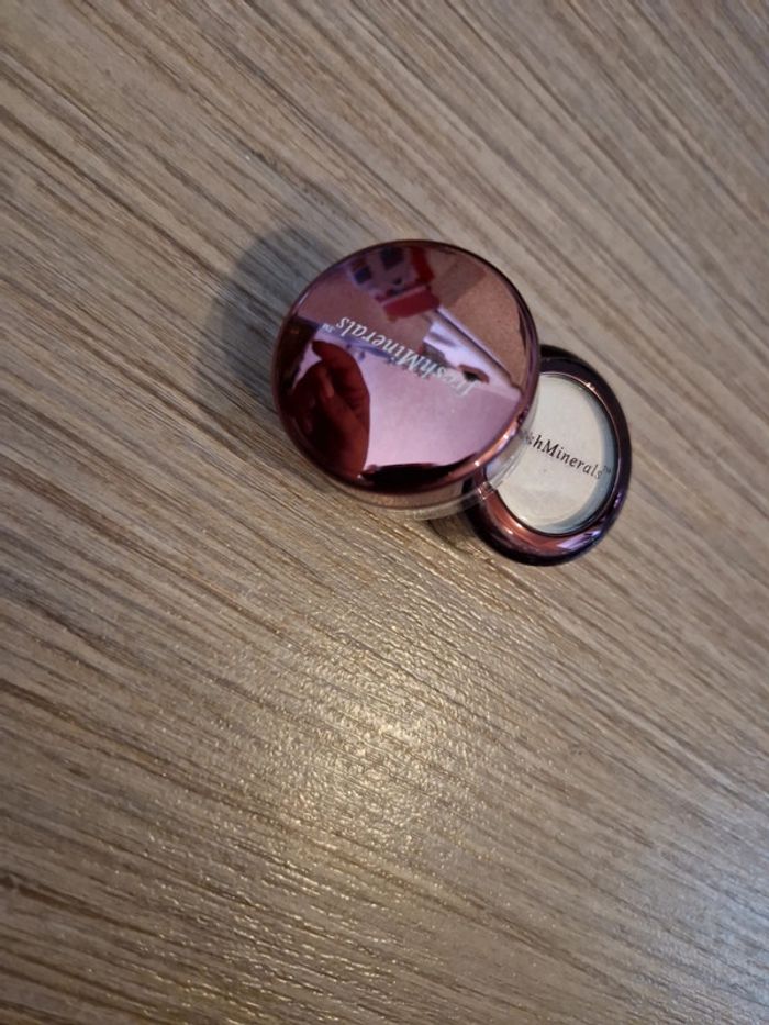 Lot 2 poudre pour les yeux neuf