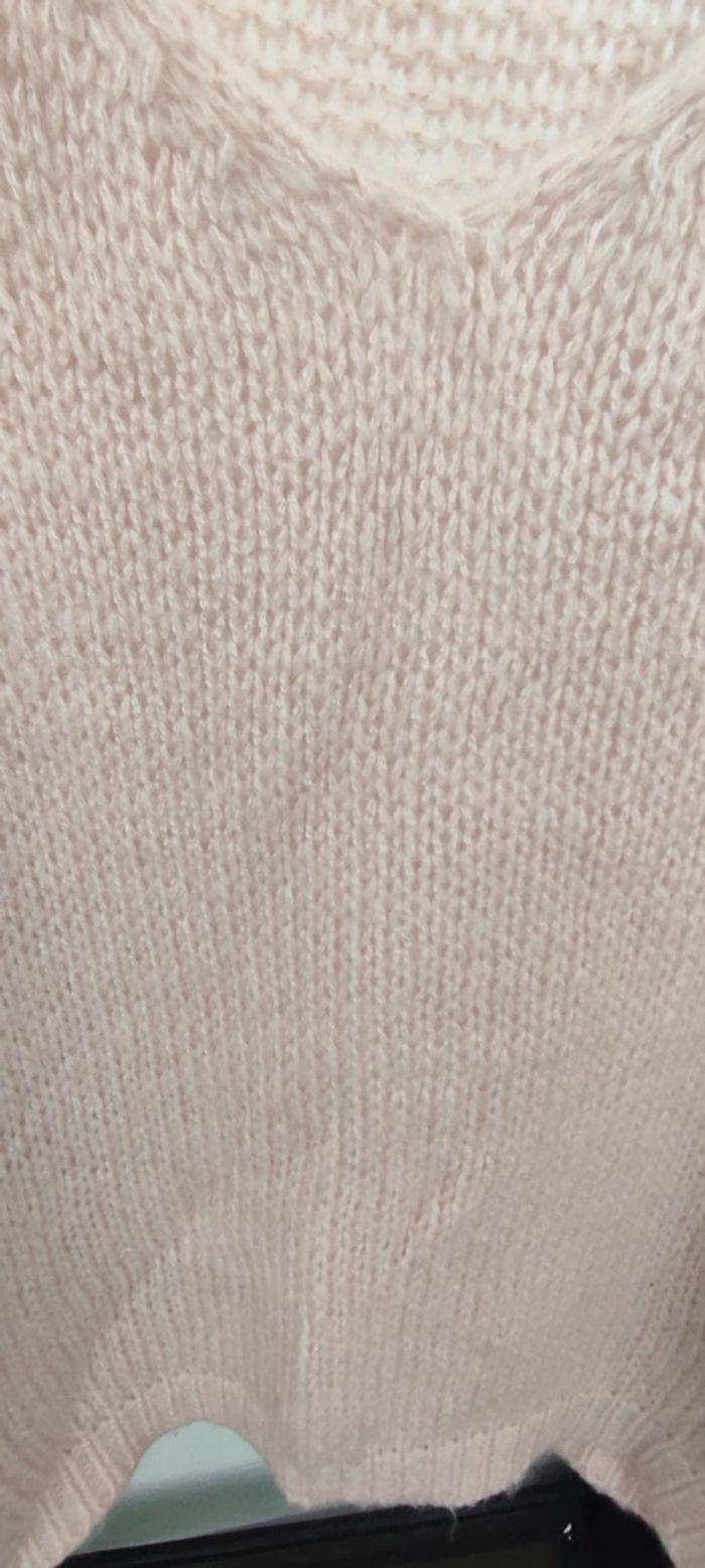 Pull femme col V en maille douce rose pâle - Taille M/L - photo numéro 4