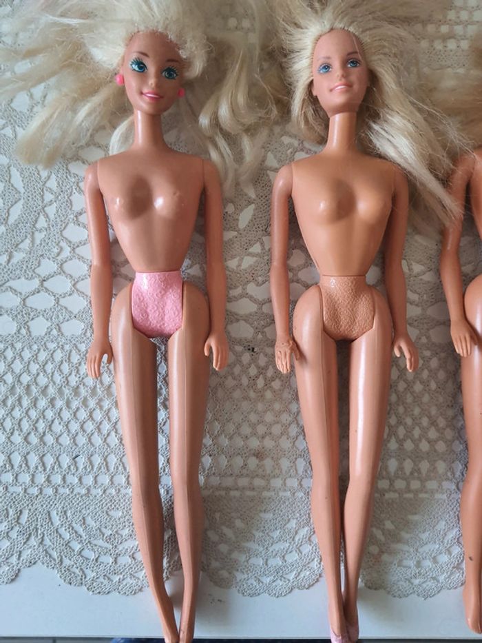 Lot 4 barbies vintage - photo numéro 2