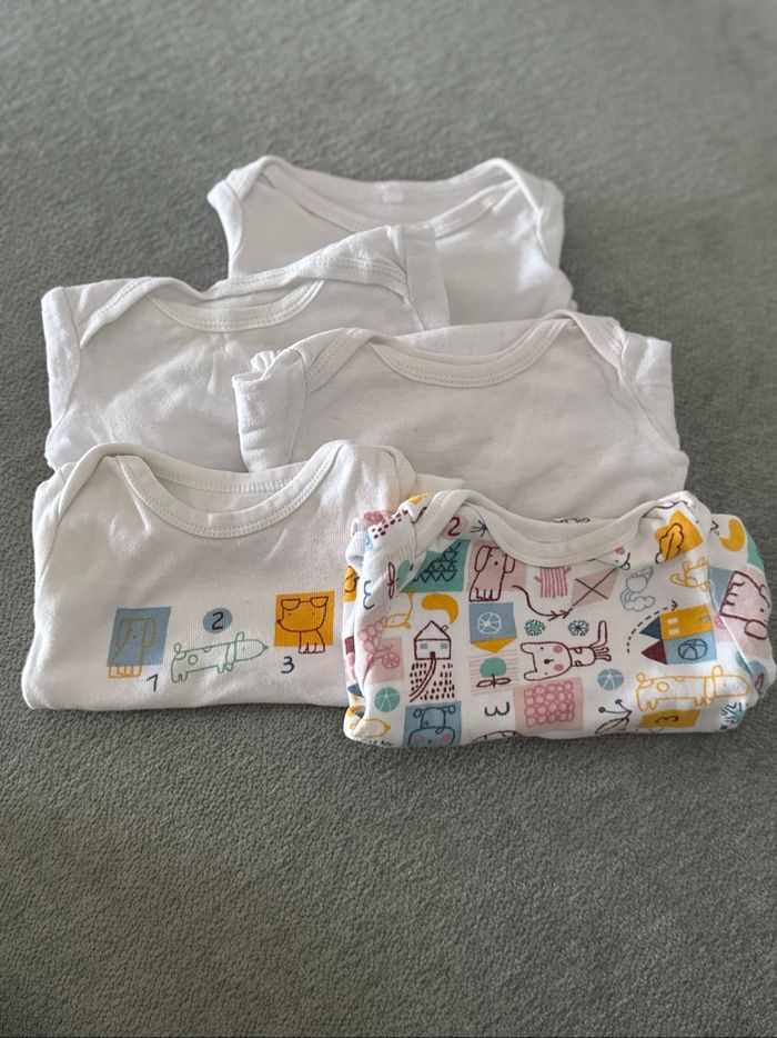 Lot de 5 bodies bébé