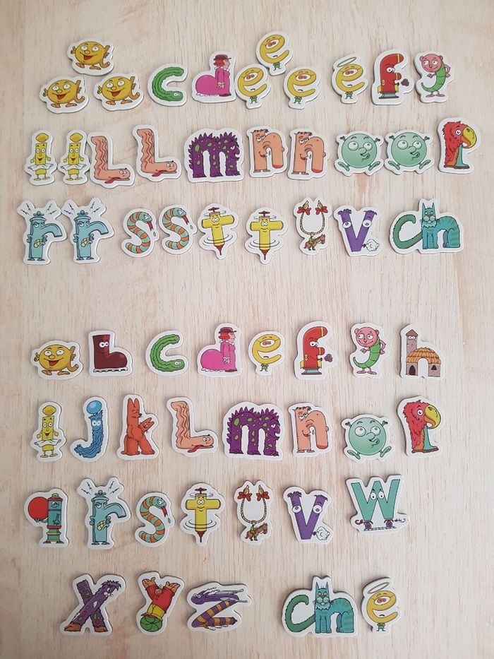 Valisette magnétique et magnets alphabet des Alphas - photo numéro 5