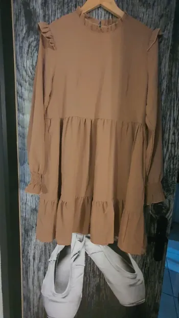 Robe pomponnette