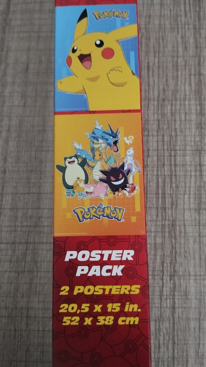 Lot de 2 posters Pokémon neuf