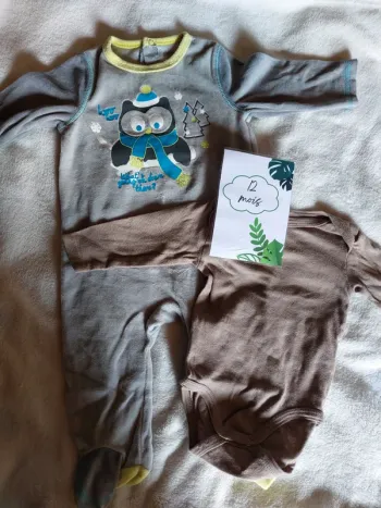 Ensemble body / pyjama