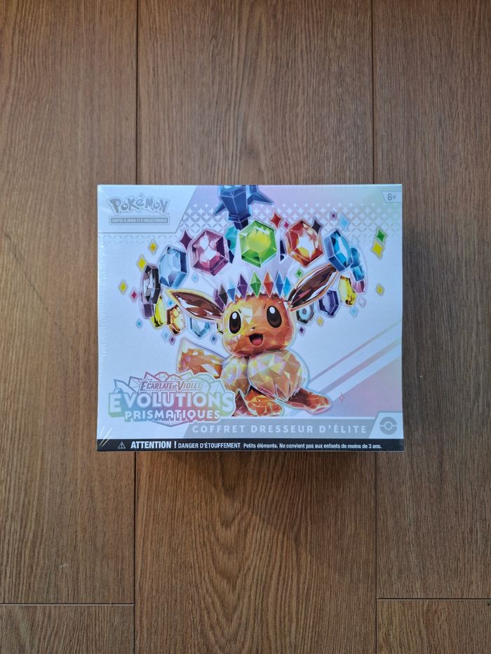 ETB Pokémon Ev8.5 Évolution Prismatique