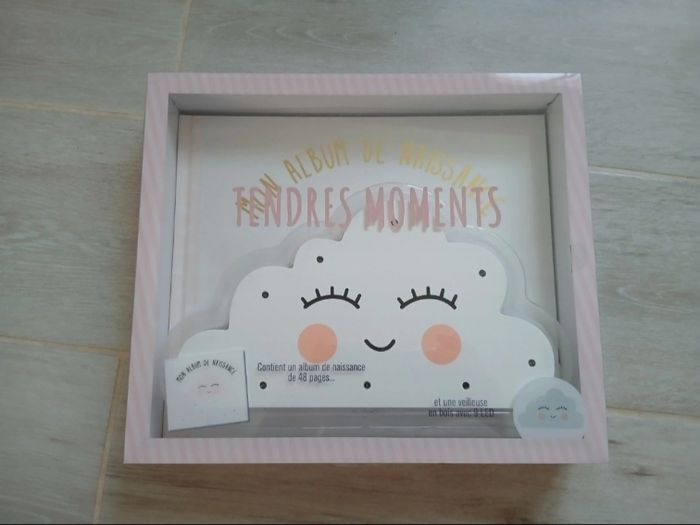 Album photo avec veilleuse bébé