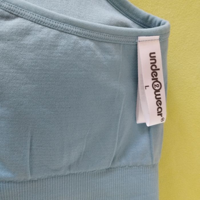 Brassière sans couture L. Neuf - photo numéro 9