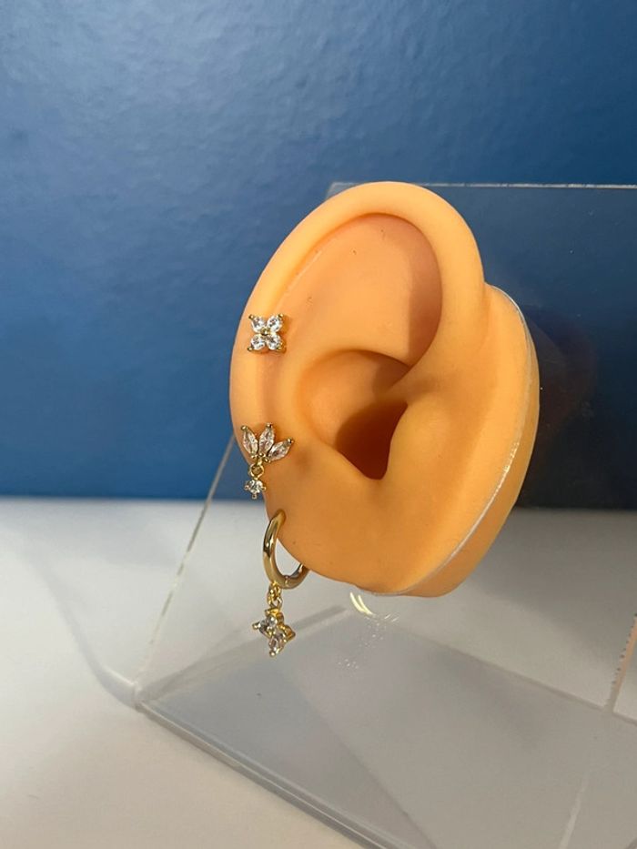 boucle d’oreille en acier inoxydable doré avec strass blanc - photo numéro 3