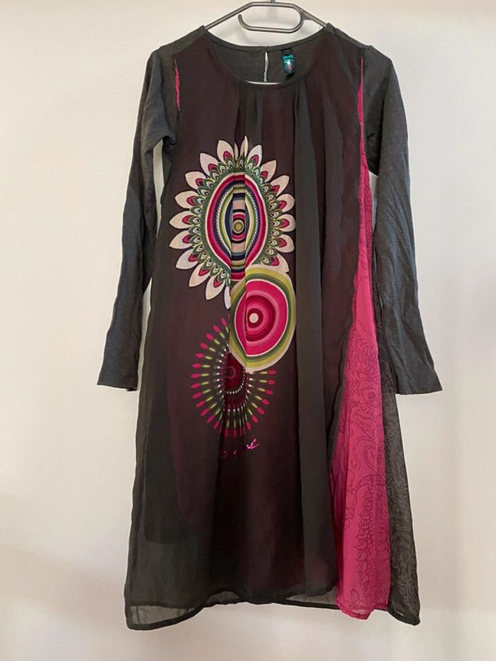 Superbe robe Desigual taille 13 14 ans val 59,95 Neuve