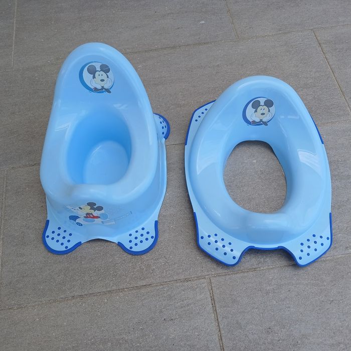 Pot et reducteur toilette