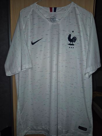 Maillot de foot nike équipe de France 2018