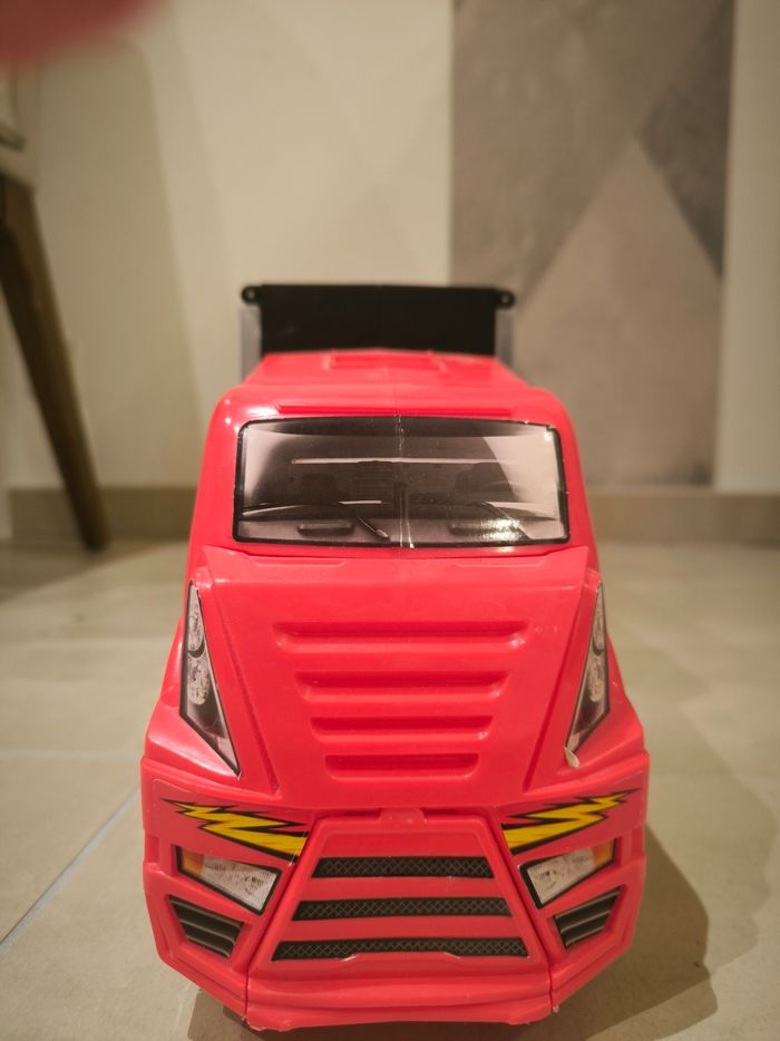 Camion transporteur - photo numéro 3