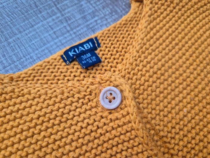 Gilet grosse maille Kiabi 3/4 ans en excellent état - photo numéro 2