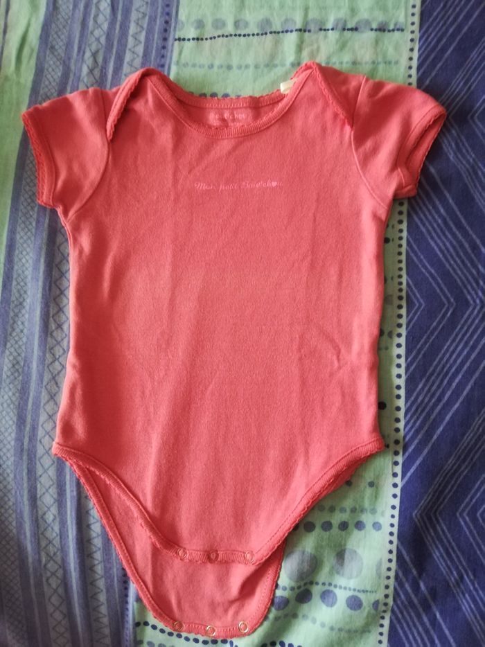 Lot de 2 bodies fille 9 mois BOUT'CHOU