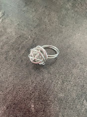 Jolie bague originale