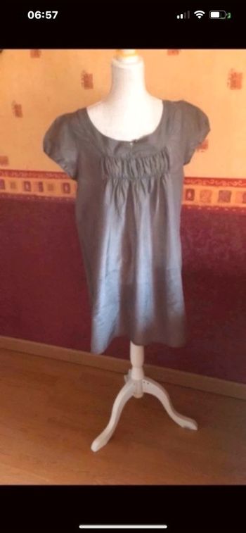 Blouse tunique bizzbee taille 38/40 marron clair