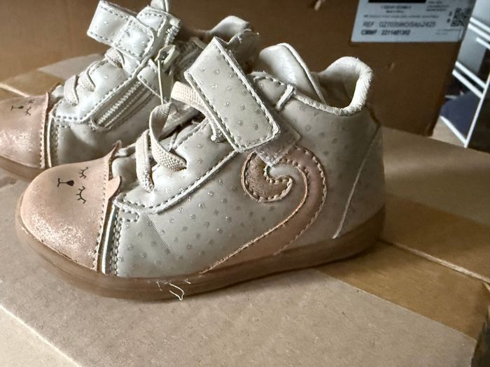 Chaussure moustic - photo numéro 3