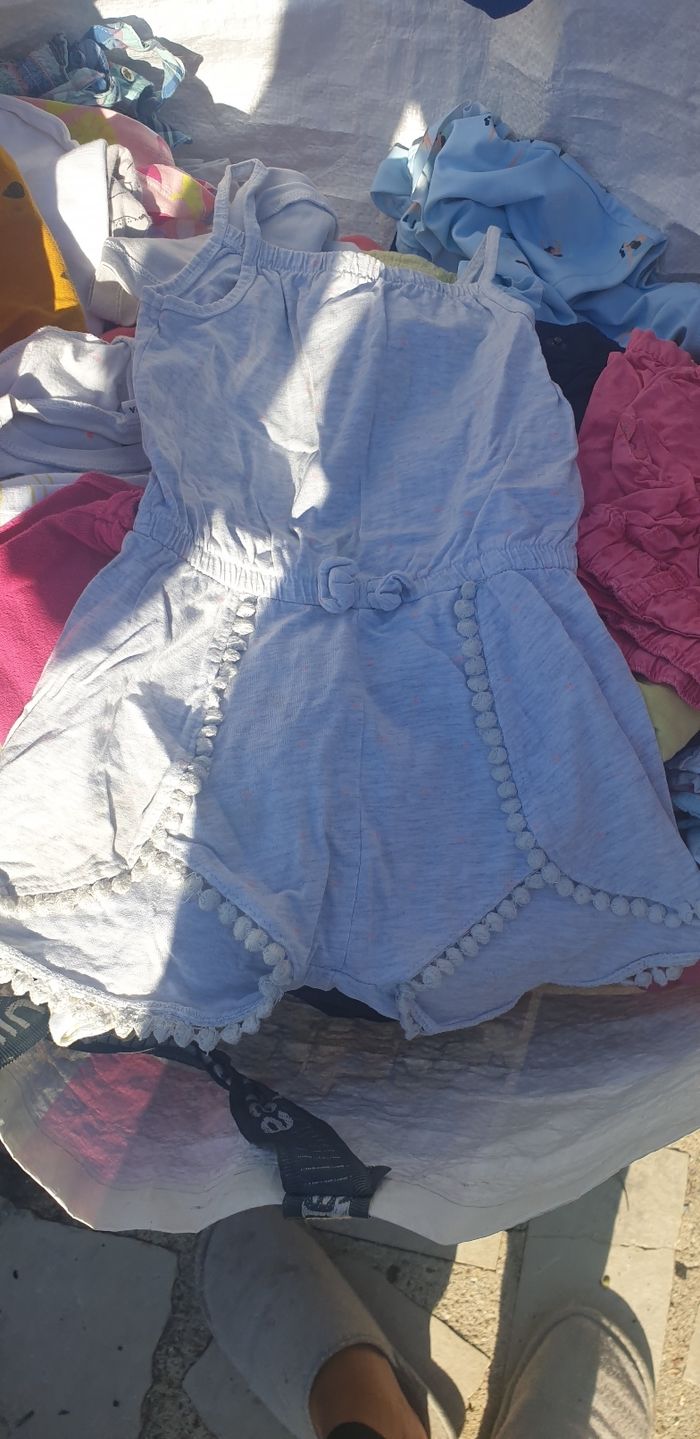 Lot vêtements fille 18mois - photo numéro 5
