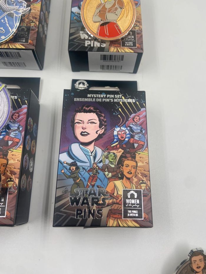 Collection Complète - Star Wars Women of the Galaxy Mystery Pins (2023) - photo numéro 6