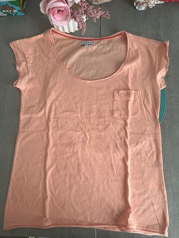 Jolie t-shirt femme taille XS