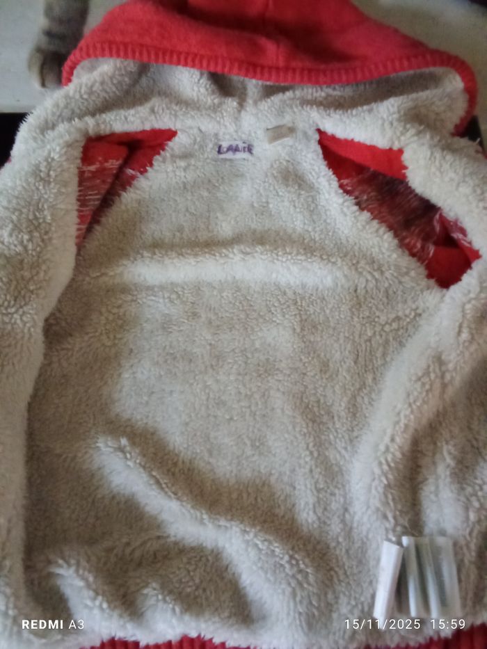 Veste fourrée 4 ans - photo numéro 2
